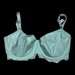 Victoria's Secret Dream Angels Unlined Push Up Bra Mint Shimmer Size 32DDD New